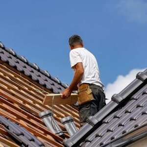 Rekonštrukcia strechy predĺži životnosť vášho domu a výrazne zvýši jeho hodnotu.